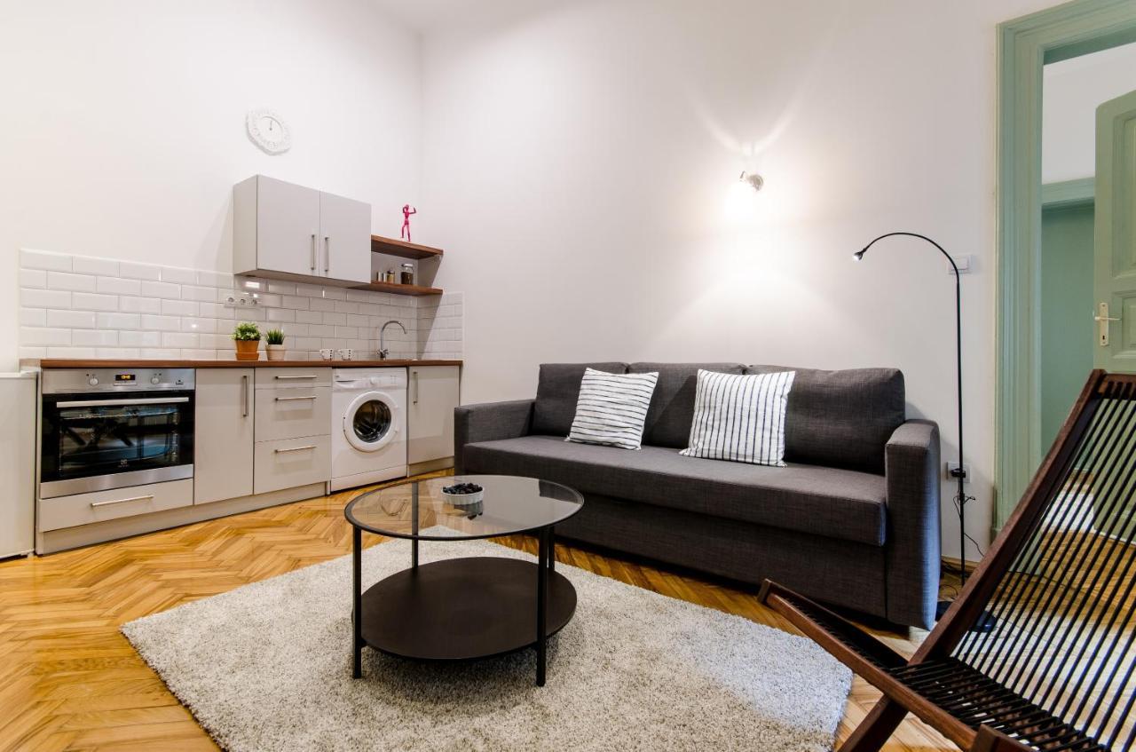 B63 2 Bedroom Apartment In Heart Of City Budapest Exterior foto