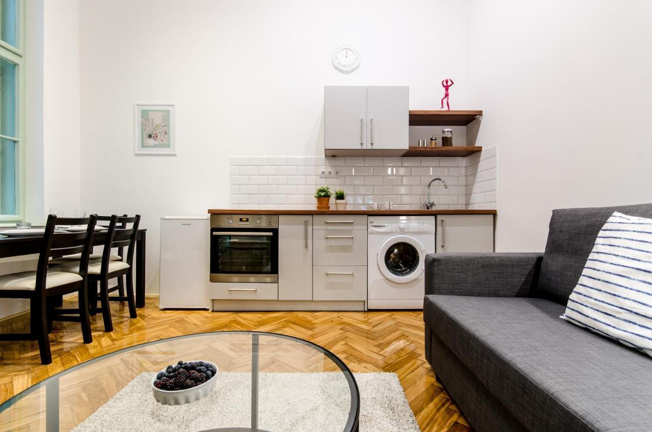 B63 2 Bedroom Apartment In Heart Of City Budapest Exterior foto